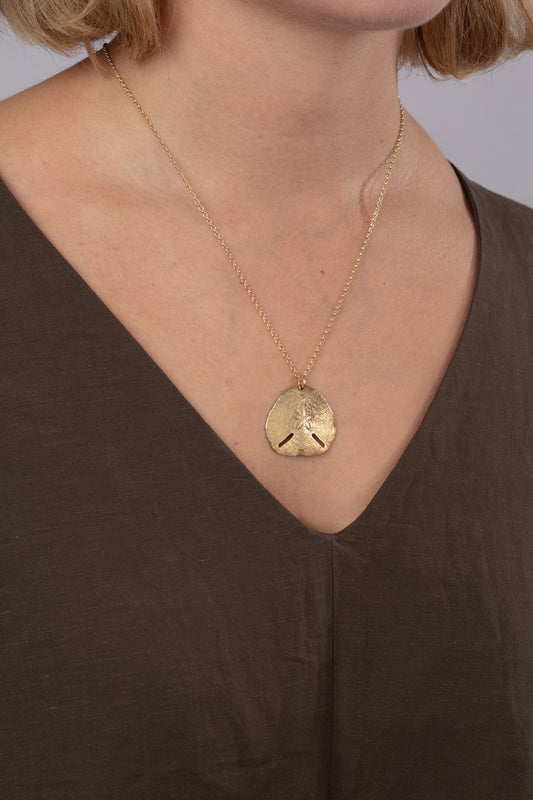 9ct Gold Sand Dollar Necklace with Diamond