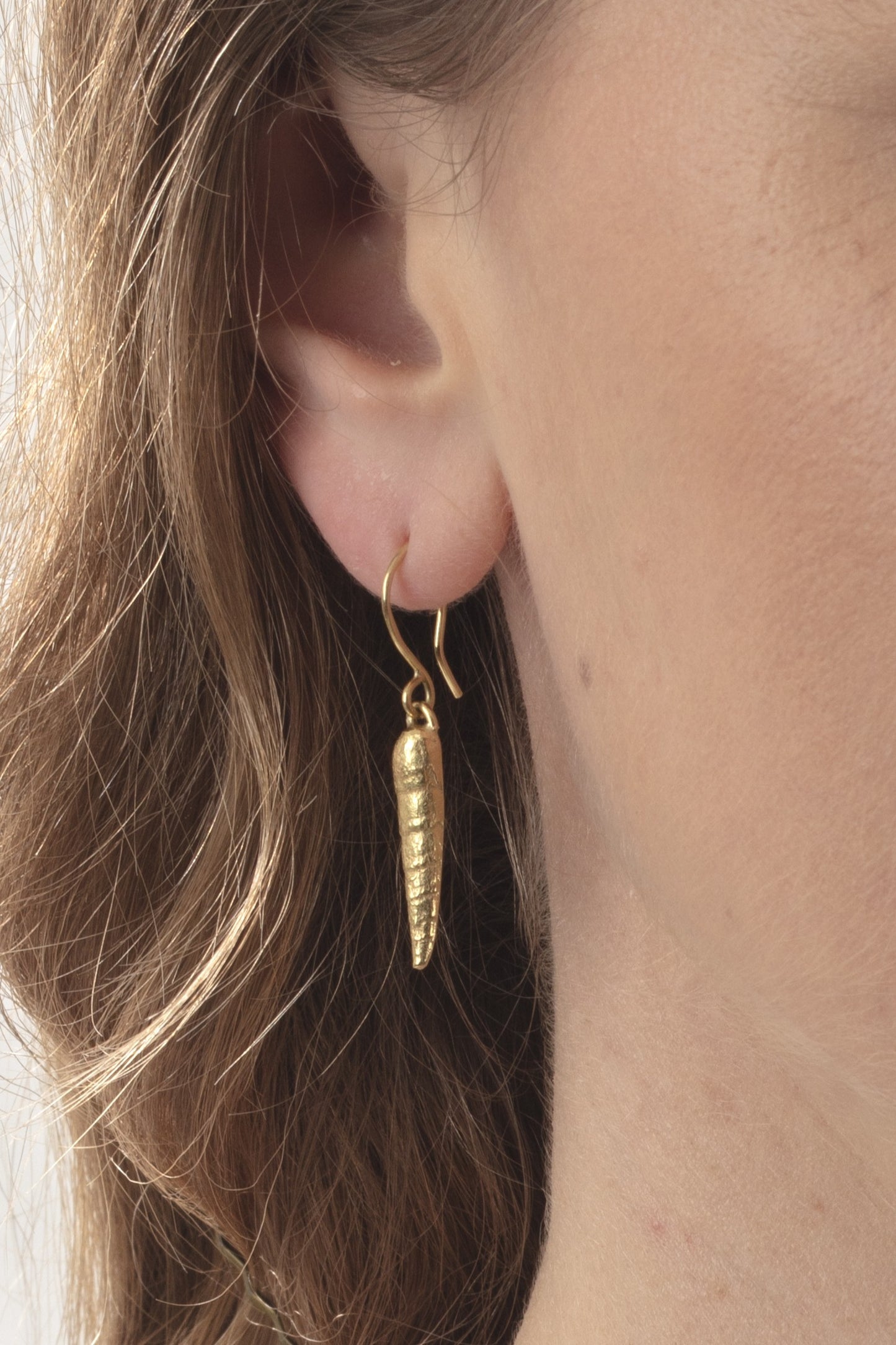 18ct Gold Long Shell Dangly Earrings