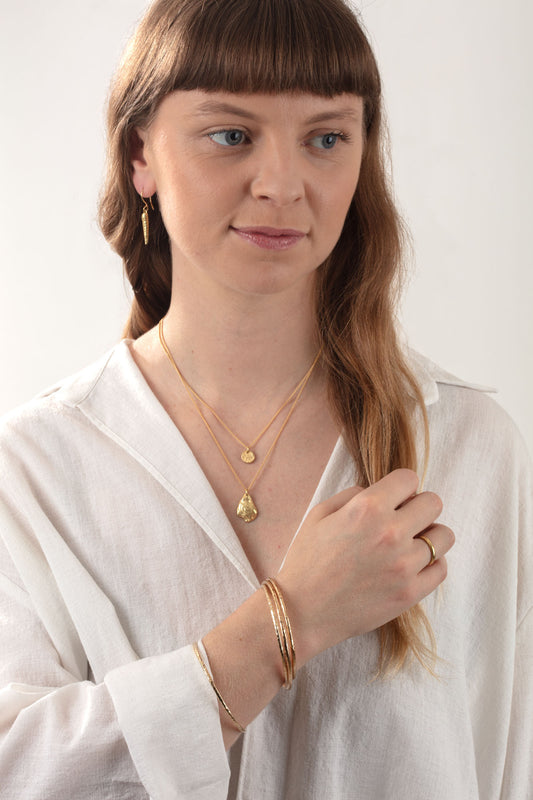 18ct Gold Oyster Shell Necklace