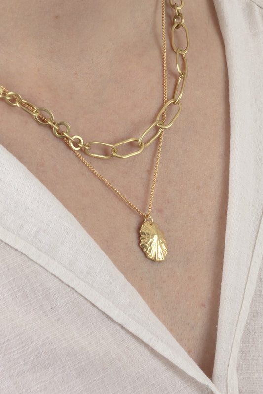 18ct Gold Limpet Shell Necklace